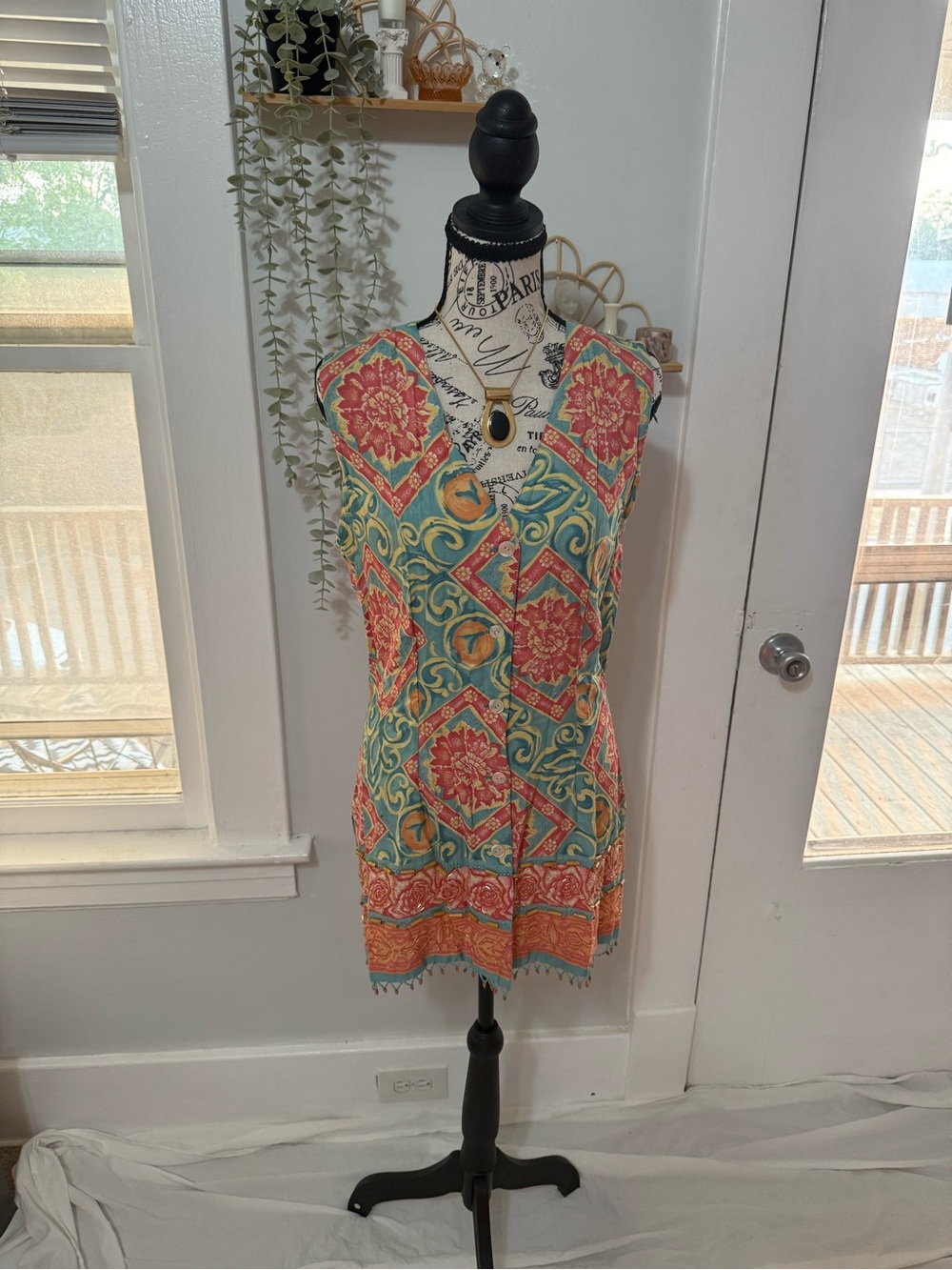 Faith vintage Sleeveless Turquoise & Coral Print Mini Dress